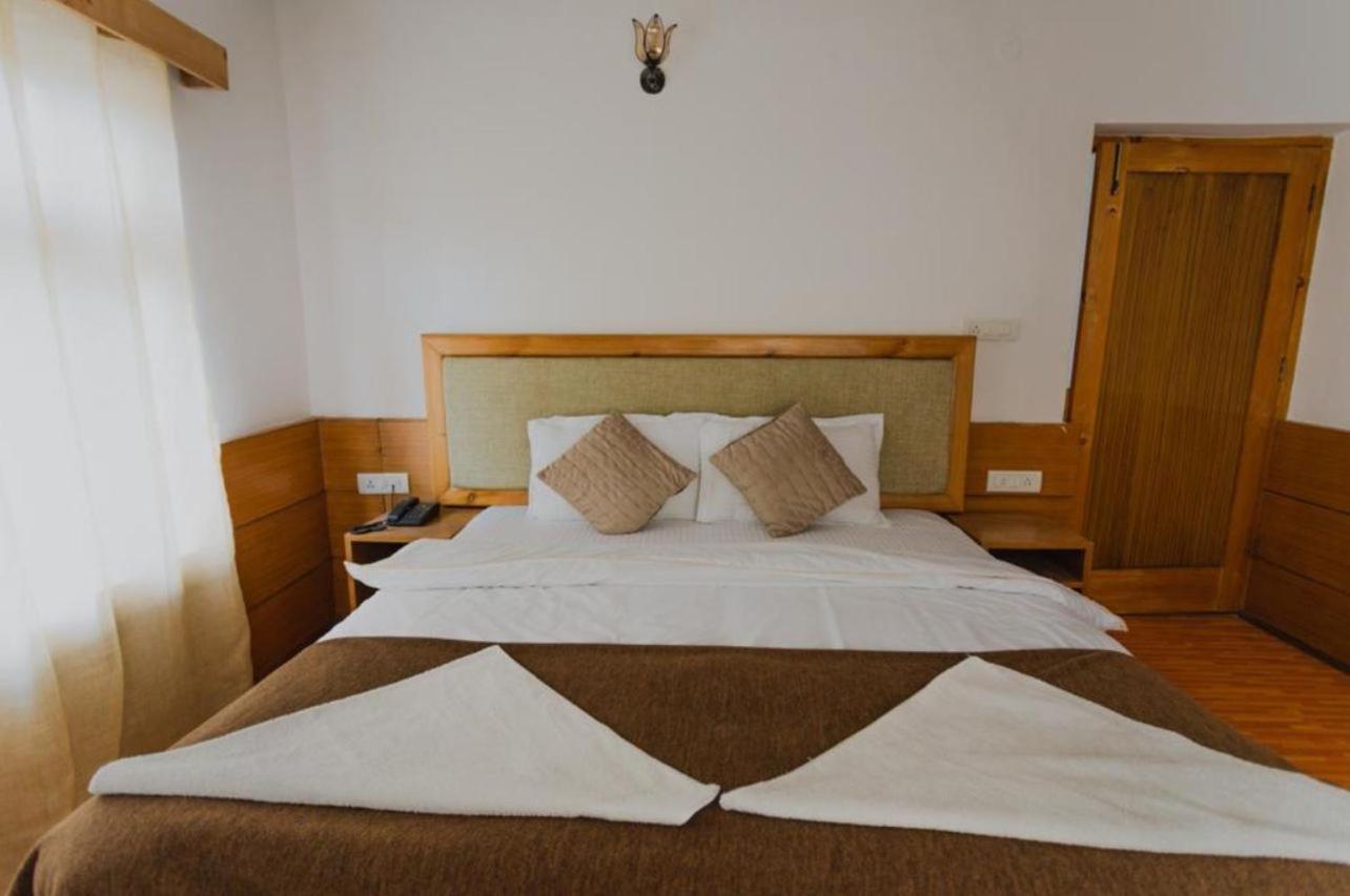 Hotel Lumbini Leh Dış mekan fotoğraf